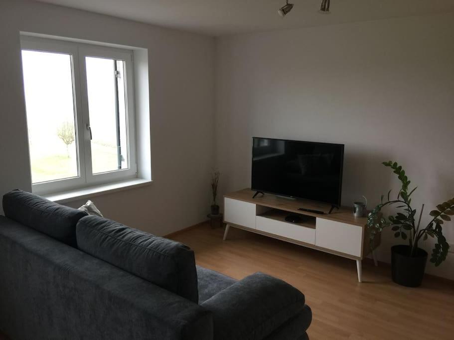 Ruhige Schoene 2-Zimmer Ferienwohnung Хёкст Экстерьер фото