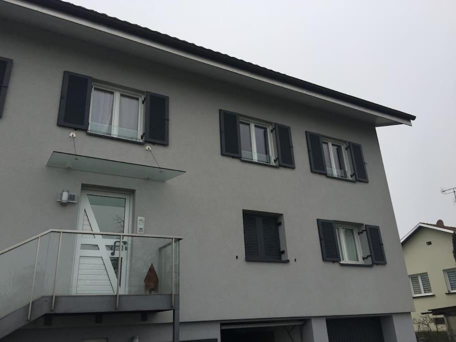 Ruhige Schoene 2-Zimmer Ferienwohnung Хёкст Экстерьер фото